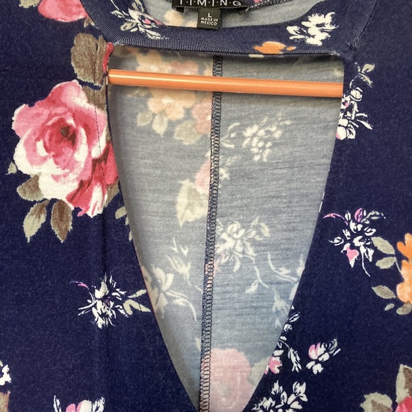 Floral Dress - Picture 4 of 6